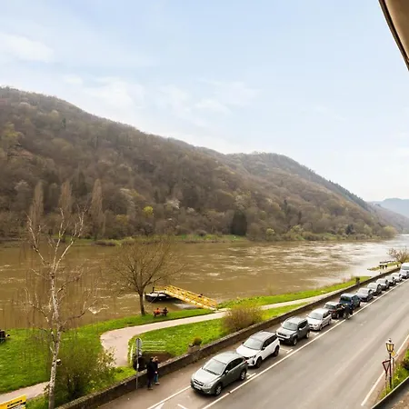 Haus Blaue Traube Mit Moselblick * Ediger-Eller