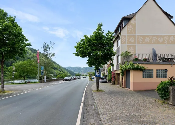 Haus Blaue Traube Mit Moselblick Ediger-Eller