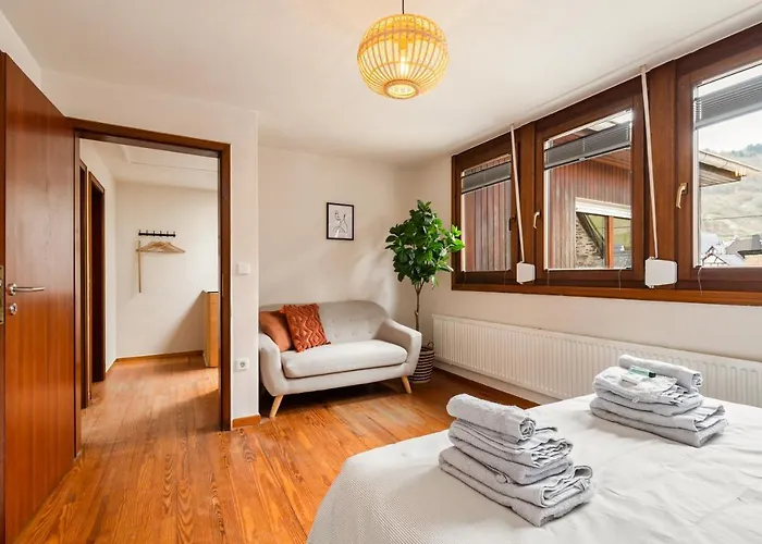 Haus Blaue Traube Mit Moselblick Lejlighed Ediger-Eller